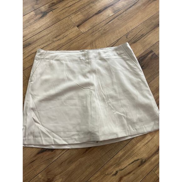 NWT Lady Hagen size 14 beige golf skort - Picture 1 of 3